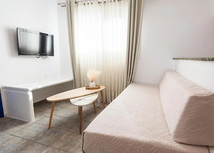 Panorama 3* كيونيا